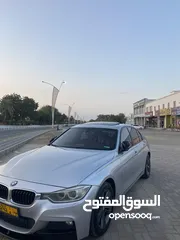  2 BMW 328i فئه لسبورت