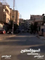  3 ارض تجاري مع طابقين مع مخزنين-الزرقاء-الجبل الابيض (كلو مفروز) قوشان مستقل-كاش فقط لا يتوفر تقسيط...