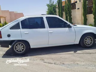  3 اوبل كاديت 1990 للبيع