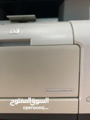  14 طابعة اتش بي ليزر ملونة مع نسخ سكانر وتطبع على الوجهين وحبرها ممتلئ