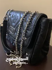  4 Guess bag Black leather flap