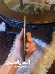  1 آيفون مستعمل بحالة الوكاله 256جيجا على تبديل آيفون 11 مع فرقيه الي بدك اياها