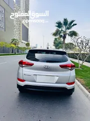  5 HYUNDAI TUCSON  FULL OPTION: 2016 V4 :2.0L  SILVER  : 83000km SINGLE OWNER .WELL MAINTAINED FOR SALE