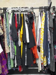  7 محل ملابس شامل ديكور( اوروبي وجديد) للبيع