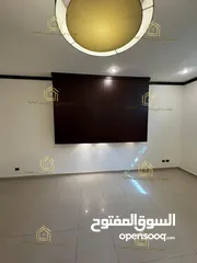  1 شقة فارغة - دابوق - 2نوم ماستر - 200م - قرب الخدمات العامة