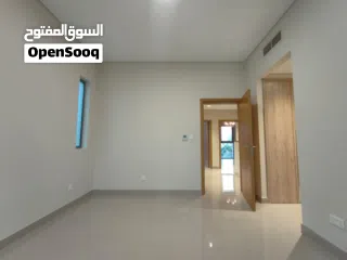  9 ثلاث غرف للبيع بأماره الشارقه بجانب ستي سنتر الزاهيه