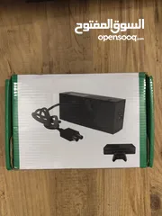  2 محولة Xbox one  و xbox 360 اصلية