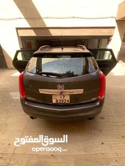  4 سيارة كاديلاك SRX مميزة للبيع من المالك مباشرة