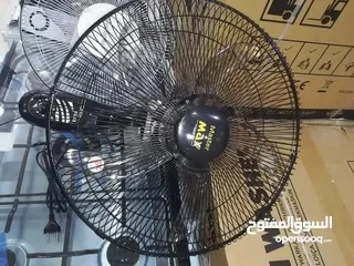  2 مروحتين حائط مع بعض