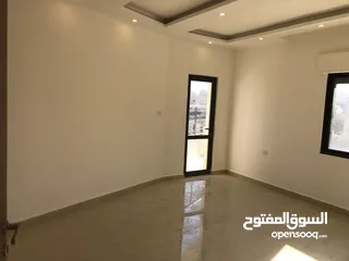  20 شقة للبيع في حي عدن طابق ارضي 150متر