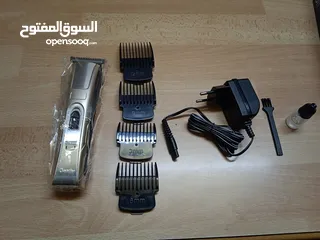  3 ماكينة حلاقه Geemy. model: GM-657