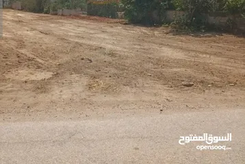  1 قطع اراضي للبيع ماركا الجنوبيه/ المغيرات بسعر مغري