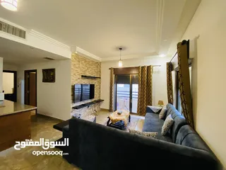  4 شقة طابق 3، 2 نوم، (1) ماستر، حمامين مفروشة بحي الرونق بإطلالة.