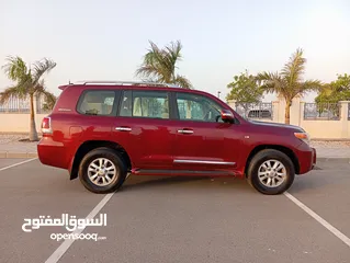  5 Toyota land cruiser V8 Gxr gcc 2011 full option