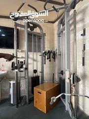  1 Cable Crossover Machine للبيع – جهاز سحب مزدوج متعدد الاستخدامات (Functional Trainer)  بحالة ممتازة