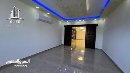  13 للايجار شقه دبلكس في سطح مرحبا قرب شارع القدس