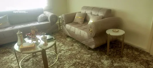  3 اثاث للبيع مستعمل في حال الوكاله