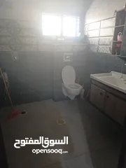  10 بيت طابق اول مدخل مستقل