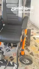  11 عربة ذوي الاحتياجات الخاصة