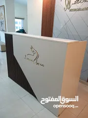  6 كاونتر استقبال فاخر _ ريسبشن مع إضاءة  للبيع من المصنع بسعر الجملة شامل التوصيل عمان زرقاء