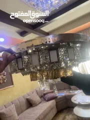  1 ثرية مميزة معها فلاشة بلوتوث