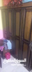  1 خزانه مستعمل مع بيرو
