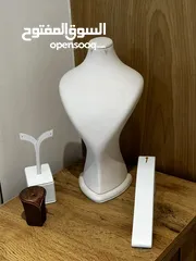  1 Jewellery stands