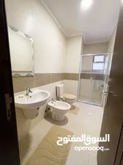  10 ‎للبيع – شقة فاخرة مؤثثة بالكامل في قلب عبدون