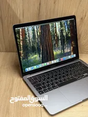  3 MacBook Pro 2022/ M2-Chip/ 512 SSD/ 8 RAM