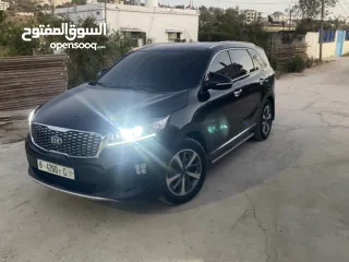  6 كيا سورينتو بسعر مميزز كاش