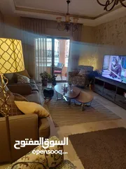  2 شقة مع رووف و ترس إطلالة أبدية خلابة  على جبال جرش و السلط في أجمل مناطق الجبيهة ابو عوف تنظيم أ