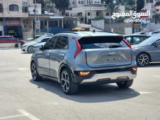  4 كيا نيرو 2022 فل فل اضافات