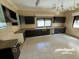  13 شقة طابقية - الصويفية - 4نوم 2ماستر - 320م - قرب الخدمات العامة
