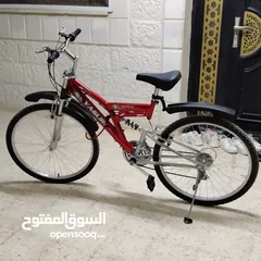 4 بسكليت جبلي وليس رود طارات المنيوم مستعمل بحالة الوكالة استعمال شهرين