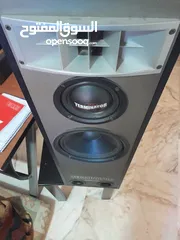  2 Floor Standing Speakers eltax Terminator