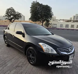  7 Nissan altima GCC specs model 2011 very clean car