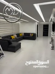  11 شقة للبيع طابق اخير مع روف خلدا مساحة 350م 4 نوم تشطيبات و ديكورات فاخرة اطلالة جميلة
