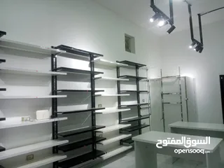  1 ديكور جاهز لمحل ألبسة أو حقائب بتصميم راقي وجاهزية كاملة!
