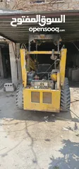  4 بوب كات جرافة
