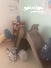  17 اثاث  مدرسة ورضة.  مكاتب  مستعملة بحاله الجيد جدا المفرق