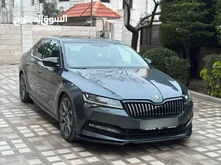  7 Skoda Superb 2022