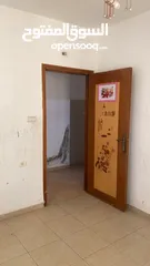  17 شقة للبيع بالقرب من ديوان الموظفين