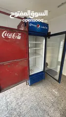  5 ثلاجة بيبسي حجم كبير شامل الصندوق بحالة ممتازة وتبريد ممتاز وباب واحد