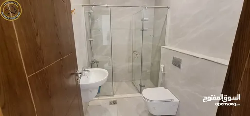  4 شقة فاخرة للبيع بأجمل أحياء الصويفية طابق ثالث مع روف دوبلكس 153م تشطيب سوبر ديلوكس لم تسكن