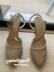  9 عدة احذية كعب عالي وبالارينا و حذاء رياضي واحد جديد