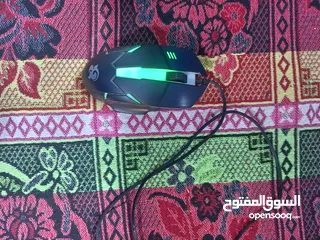  12 كيبورد  RGB + ماوس جيمنج+سماعة P9+هارد ديسك 80G السعر بالوصف و بدون خدمة توصيل