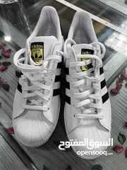  6 Adidas super star