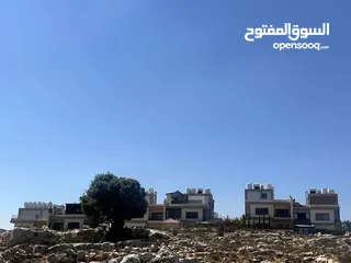  3 ارض مميزه للبيع خلف ضاحية الريف