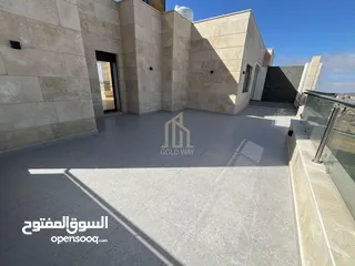  11 شقة أرضية(طابقية) تشطيبات فلل 450م في أرقى مناطق مناطق الظهير / ref 9490