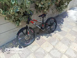  4 بسكليت امريكي جنط 24 شفرات نوعية BLUE WAY للبيع بحالة الوكالة قابل للتفاوض